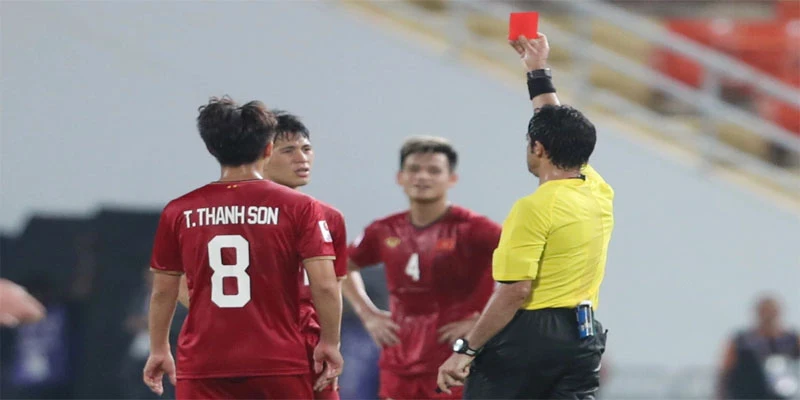 Một số luật ngầm thẻ đỏ có thể bạn chưa biết
